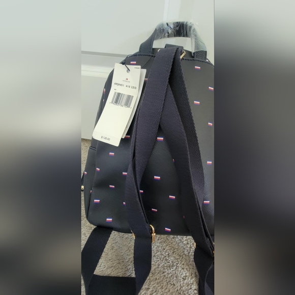 Tommy Hilfiger backpack (Brand New) - Picture 2 of 4